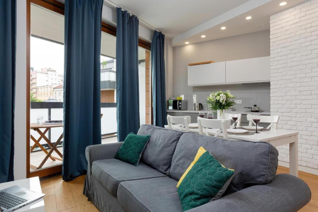 Modern Apartment Near Hilton Warschau Buitenkant foto